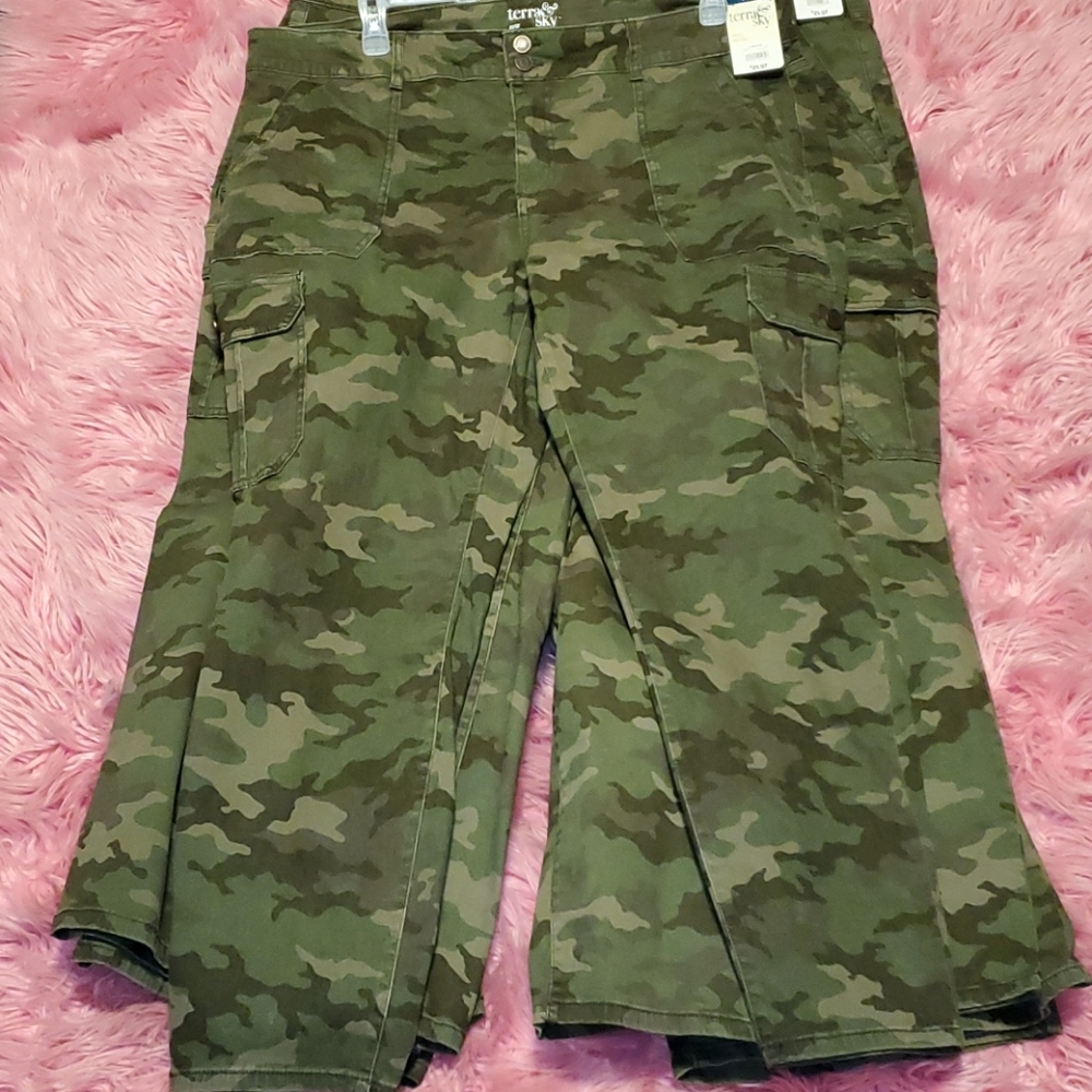 TERRA AND SKY SKINNY MID-RISE CARGO SKINNY
